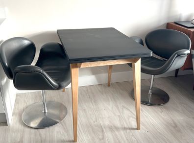 Extendable Dining Table