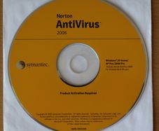 Norton Antivirus 2006 CD + CD Key
