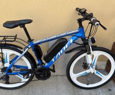 Electric Bike 26  BAFANG Motor  Excellent Battery  Extras Included
