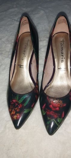 Ladies heels
