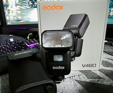 Godox V480 Flash / Speedlight For Nikon Z