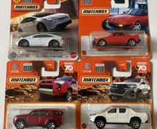 Toyota Prius/ MR2/ 4Runner/ Hilux - Matchbox cars