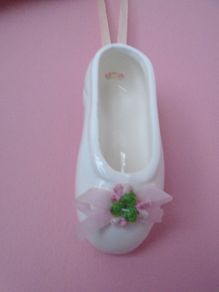 Ballet shoe ornament, Ornament, Ballet shoe,Ceramic ballet shoe