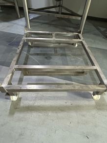 Heavy duty 100 litre Ibc tank trolleys