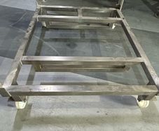 Heavy duty 100 litre Ibc tank trolleys
