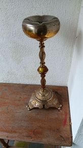 free standing  Ash  tray