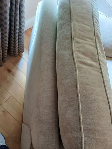 sofa and 2 armchairs for sale 6 months old
