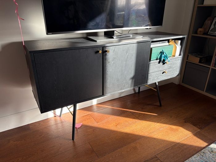 TV table/cabinet