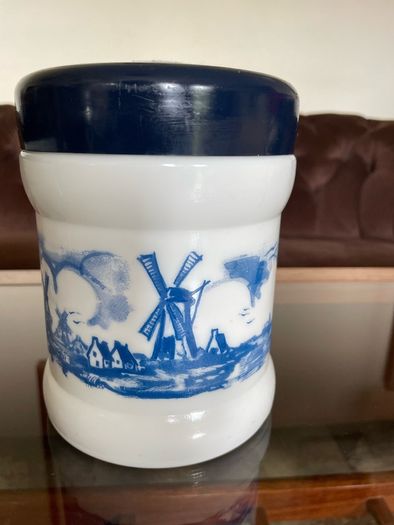 Vintage Opaline Tobacco Jar for Fantastica N V Willem II Sigarenfabrieken Valkenswaard Holland