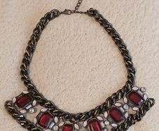 Vintage style necklace