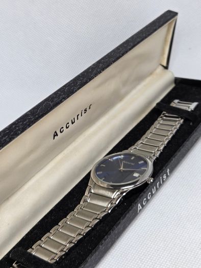 Accurist men's watch