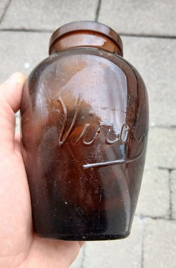Virol jar
