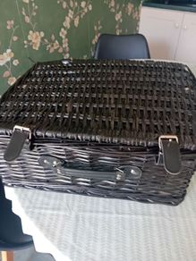 picnic basket