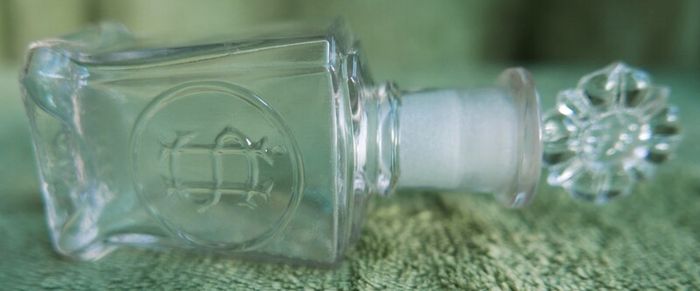 Antique 1800s Societe Hygienique Paris France Perfume Bottle. In Perfect Condition.