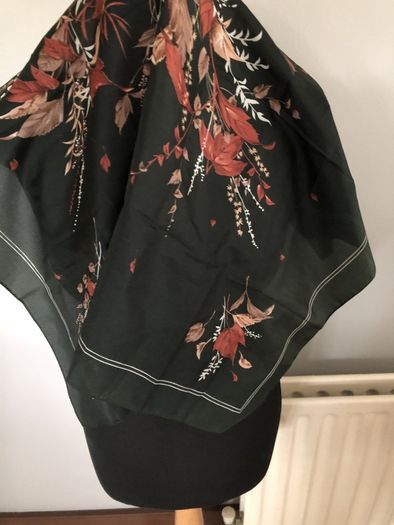 scarf
