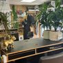 Chair rental in hair salon Image 2
