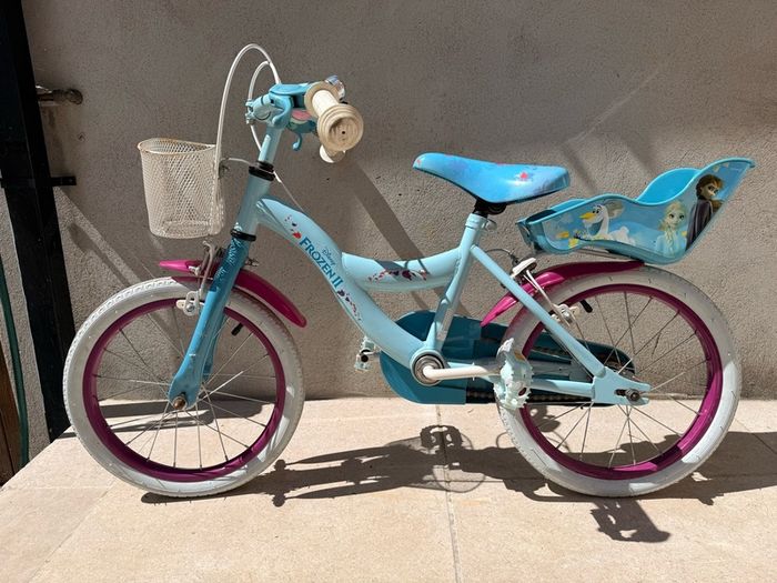 Disney Frozen 2 girls bicycle