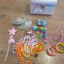 Girls jewellery box full of various accessories Image 6