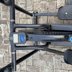 Elliptical trainer.