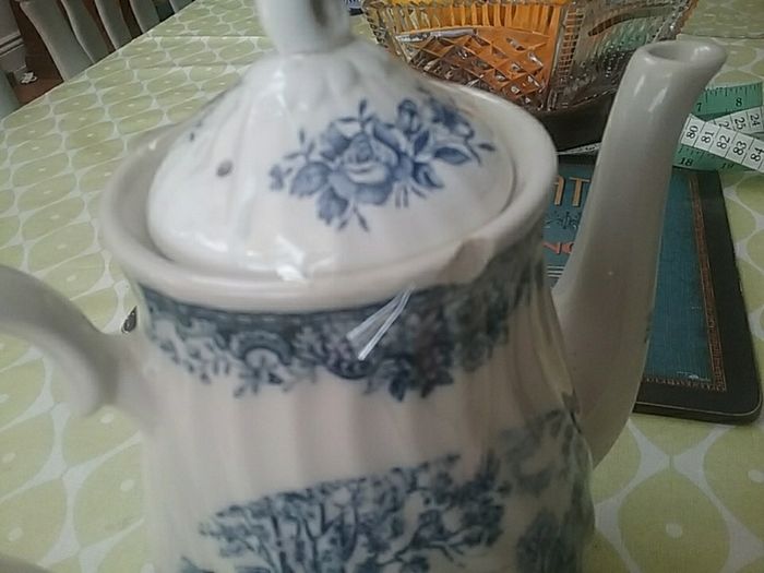 Blue/White Tea/Coffee Pot