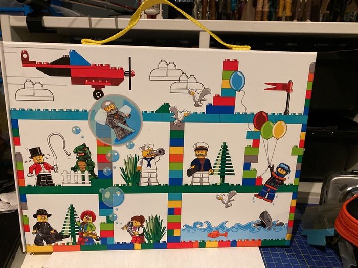 Lego Mini Figure carry Case official