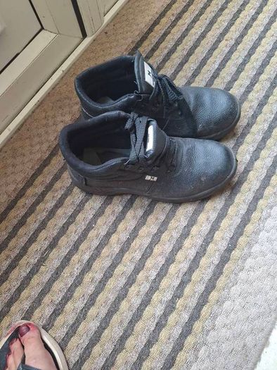 safety shoes