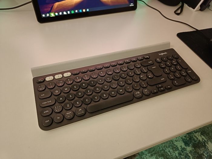 Logitech K780 Multi-Device wireless keyboard