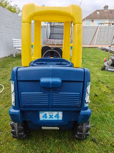 lil tikes 4x4 car and petrol pump