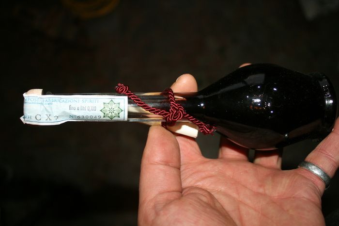 Liquore di Noci "Nucillo"  E' Curti