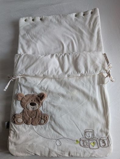 Mamas and papas comfy baby carry nest