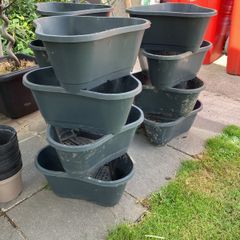 stacking flower pots