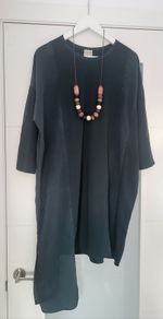 In Good Company bottle green silk contemporary midi Sz M ( Fit 12-14 UK) - Rrp 129 ( New)