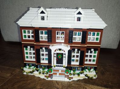 LEGO Home Alone