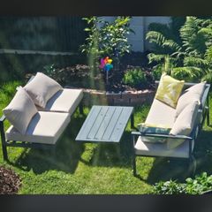 Modern Aluminum Garden Lounge Set -  Excellent Condition (4-Piece)