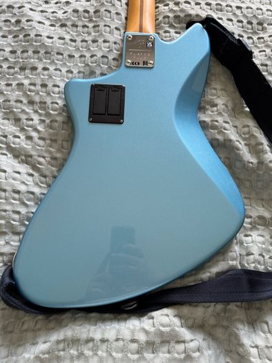 Fender Player Plus Meteora Bass Opal Spark