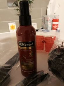 Tresemme keratin smooth protection spray set