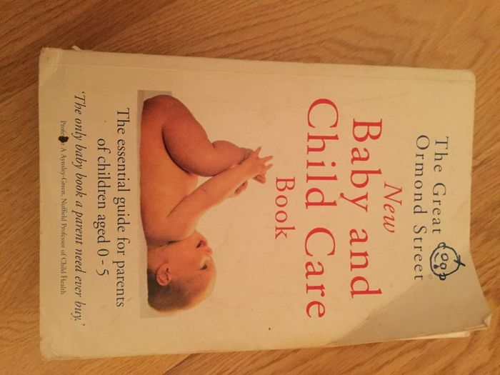 The Great Ormond Street New baby and child care book
