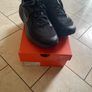 NIKE  black runners as new 6.5uk Image 2