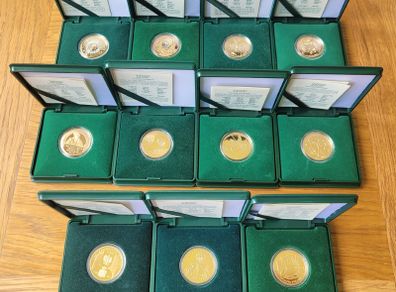 Poland 200 zlotych, 22ct gold coins