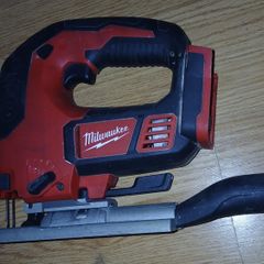 jigsaw Milwaukee fuel