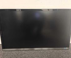AOC 32" 4K UHD Professional Monitor with built-in USB 3.0 Hub and speakers- Used