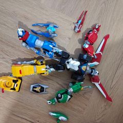 Voltron Legendary Defender 16" Electronic Combiner Figure (Playmates)