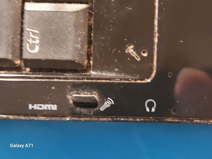 Samsung R610 15.6 inch Laptop, 3GB Ram, 300GB HDD, Intel Core 2 Duo CPU T6400 2.00GHz, indows 7 Home Premium, Chrome, Youtube, and VLC for best movie experience