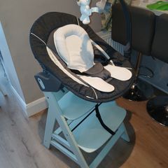 Hauck Alpha+  Highchair Bundle