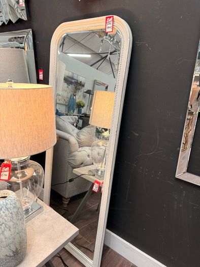 sale  of mirrors prices from 30 all new