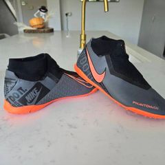Nike phantom astro size 9