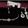 Jon Richard Silver Plater Blue Crystal 3 x Piece Matching Teardrop Boxed Gift Set. NIB Image 9