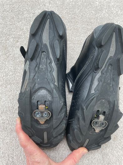 Women's specific fit bike shoes
