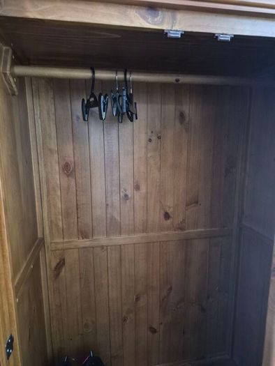 wardrobe & drawer set