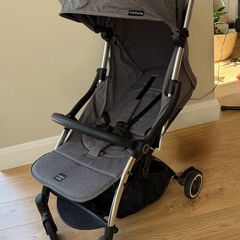 Miniuno Touchfold Compact Travel Stroller & acces.